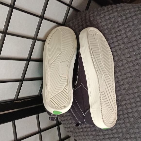 Carimua Pantones Black canvas Hi tops new in box 🖤🖤🖤🖤unisex - Picture 9 of 11